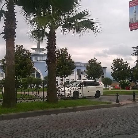 Apartment Melashvili 4 巴统 外观 照片